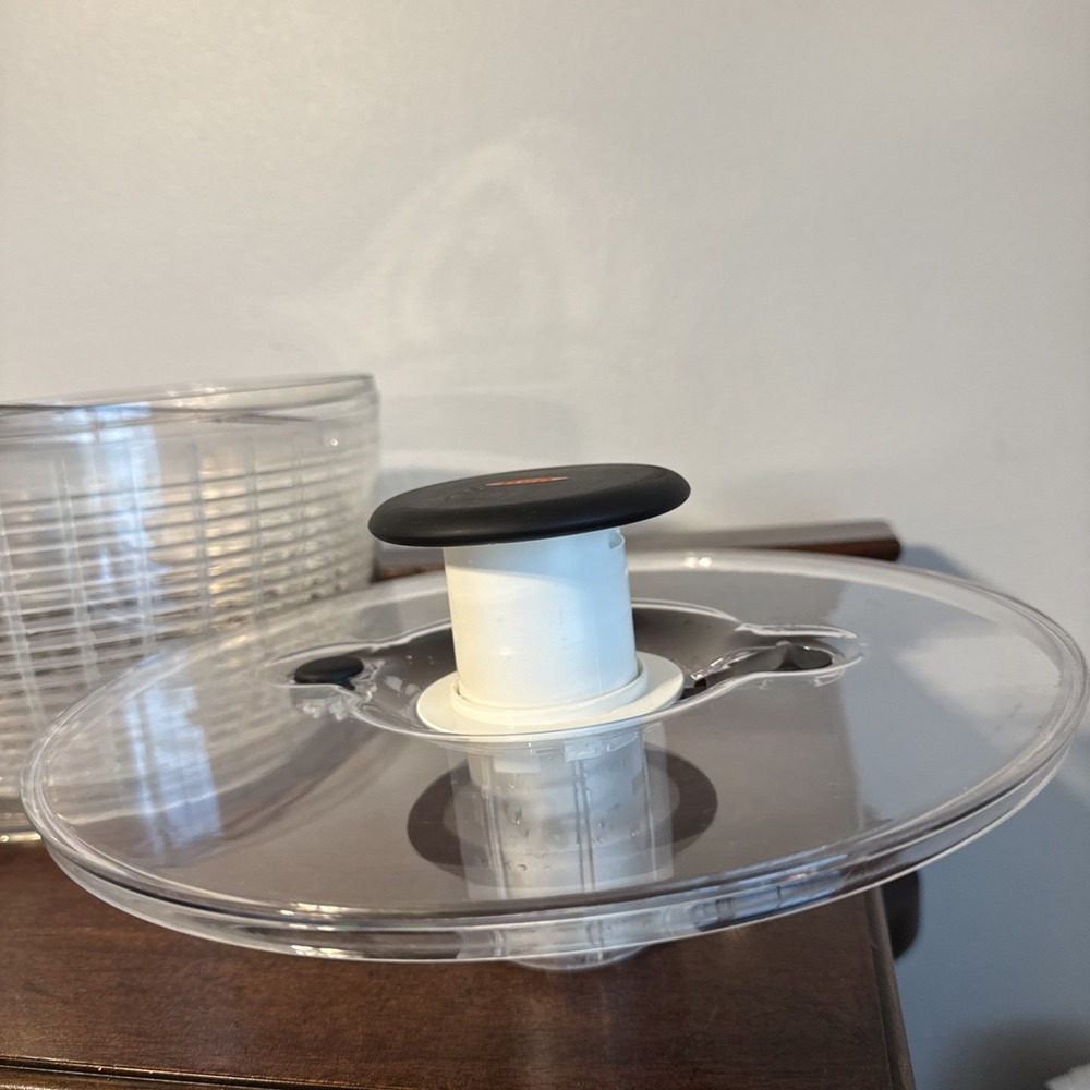 OXO Salad Spinner - Clear With Black Button 10.5" - Picture 8 of 13